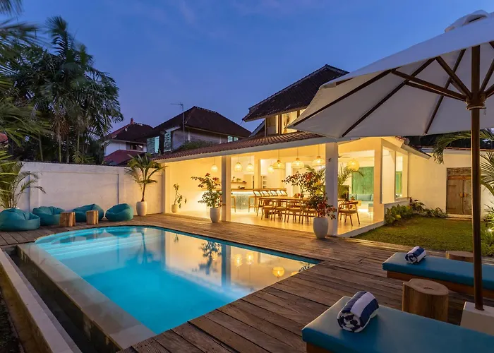 Villa 2 Bdr Villa, Walking Distance To Beach. Seminyak (Bali)