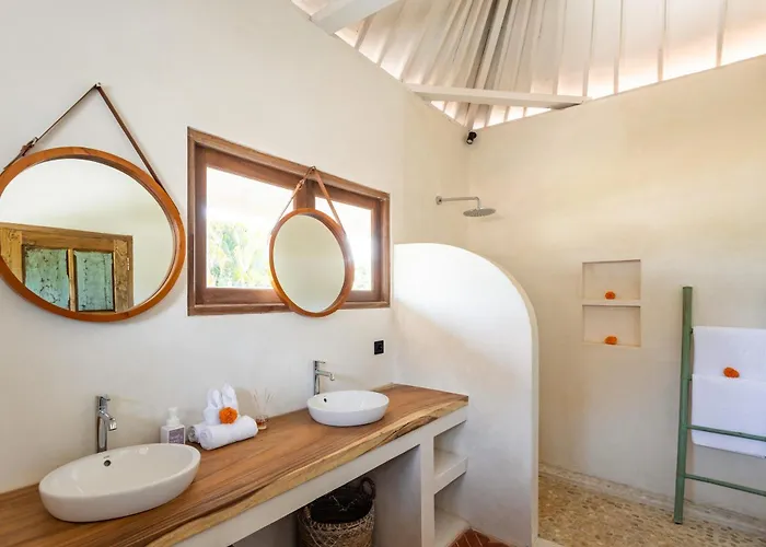 2 Bdr Villa, Walking Distance To Beach. Villa Seminyak (Bali)